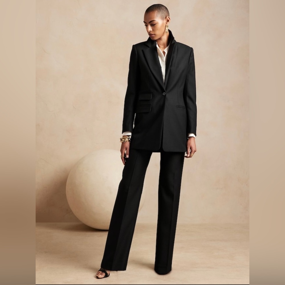 Banana Republic Black Straight Leg Pants Wool